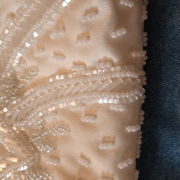 White Vintage crossbody purse white with iridescent beads - Picture 7 of 7